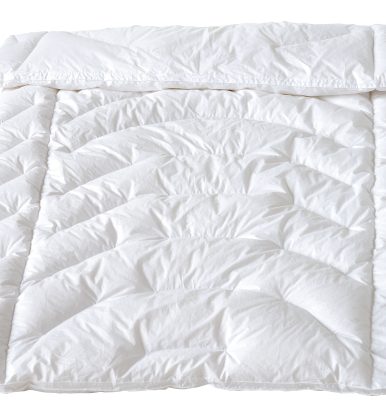 Exclusive Body Daune Ganzjahresdecke / leichte Winterdecke